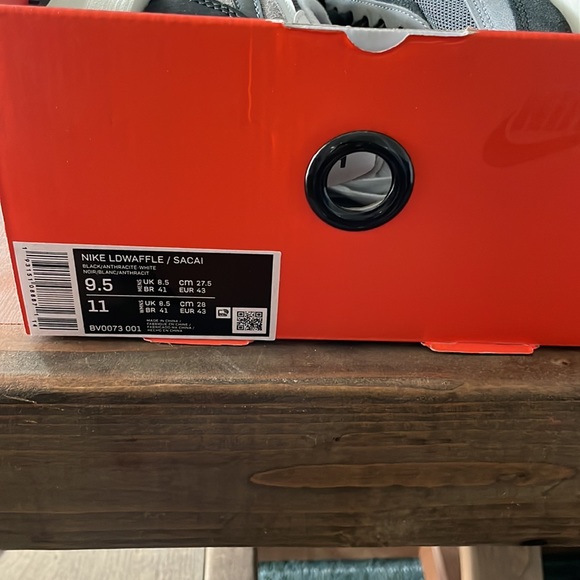 Nike LDWAFFLE X Sacai